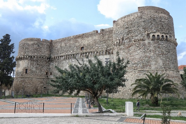 castello aragonese