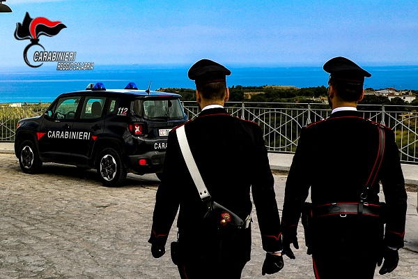 carabinieri roccella jonica