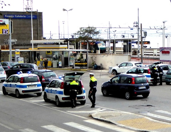 Controlli polizia municipale reggio