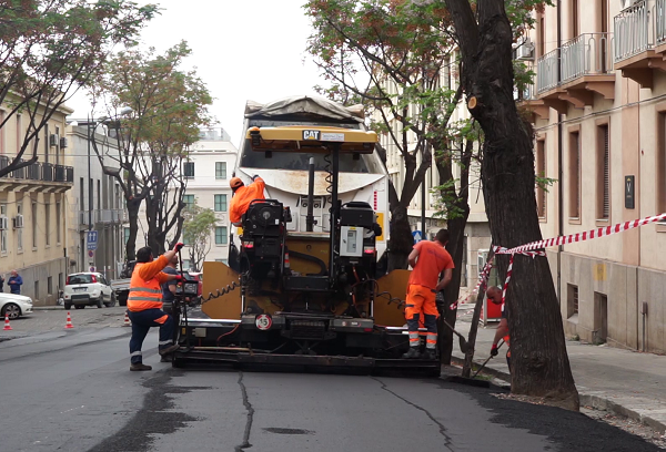 lavori asfalto via romeo - reggio