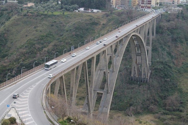 viadotto bisantis catanzaro