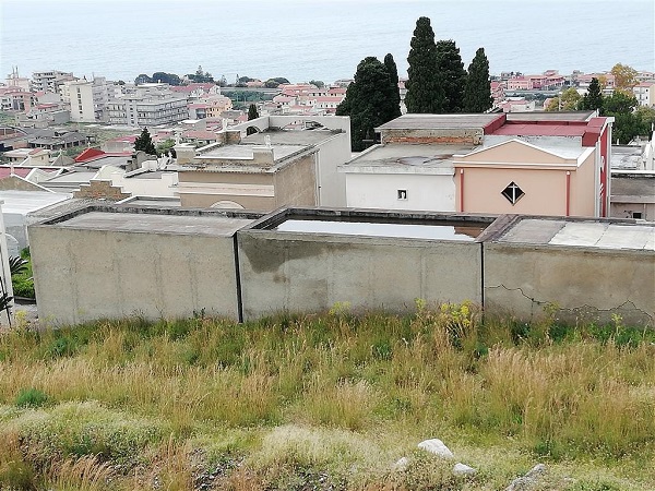 cimitero lazzaro