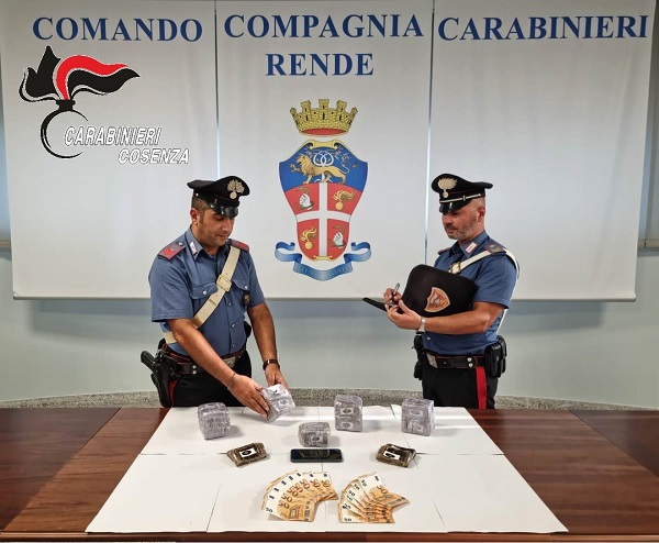 sequestro carabinieri rende