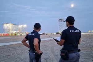 Jova Beach Party - polizia di stato roccella