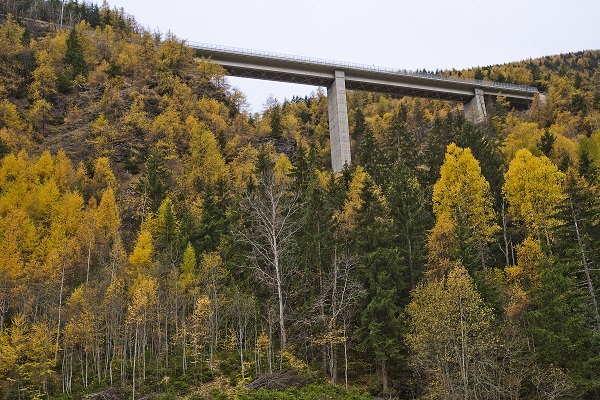 Valle d'Aosta - viadotto La Clusaz