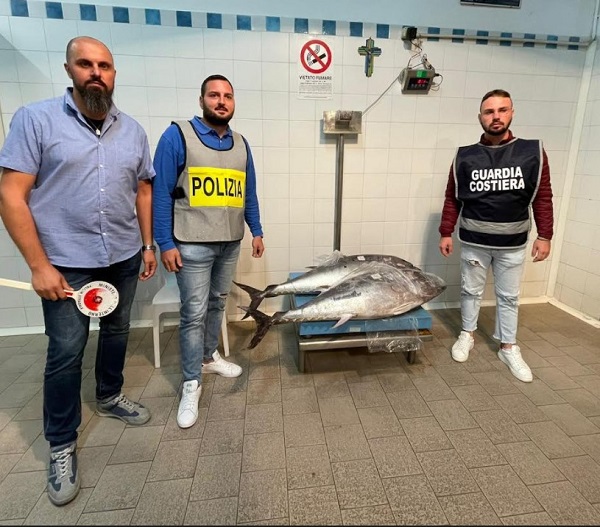 sequestro polizia di stato - crotone