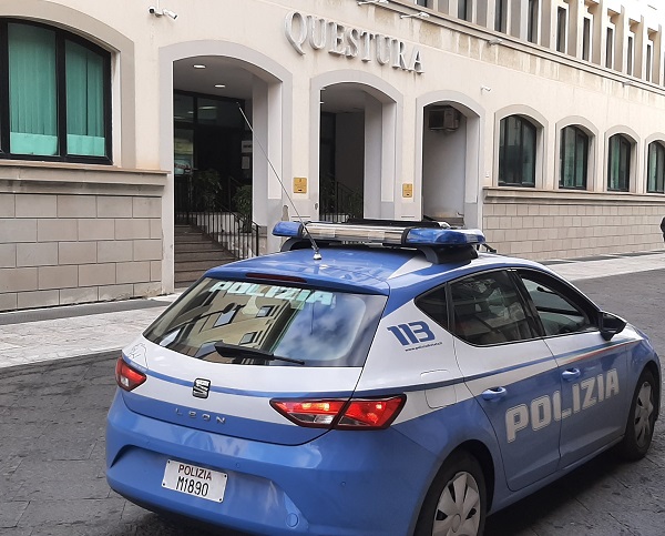 polizia di stato reggio