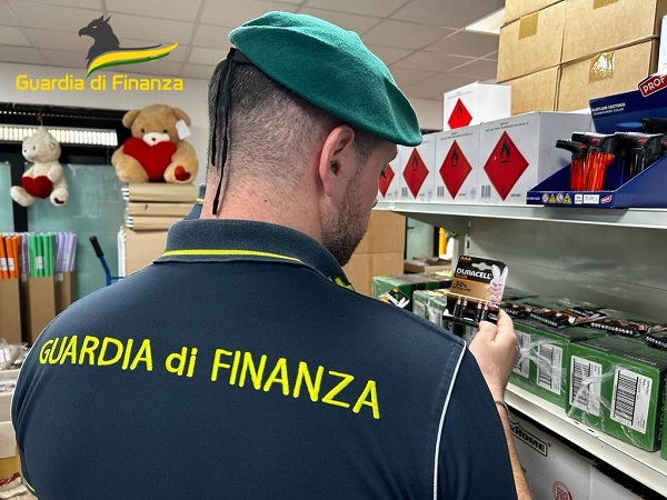 sequestro guardia di finanza - catanzaro