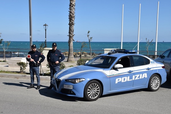 polizia di stato - crotone