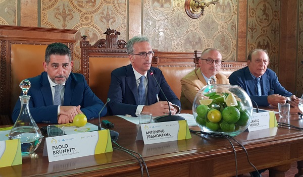 presentazione bergarè - brunetti - tramontana - versace - pizzi