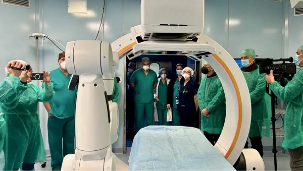 braccio robotico neurochirurgia - unical