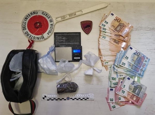 sequestro - polizia di stato crotone