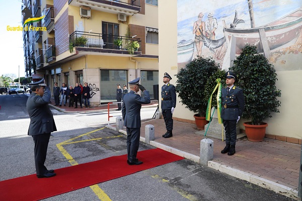 commemorazione Guardia Salvatore Lemmo - guardia di finanza soverato