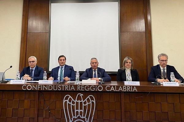 Confindustria reggio calabria