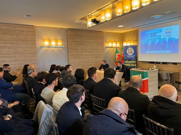 Conferenza Delegati Forza Italia Calabria - occhiuto - cannizzaro